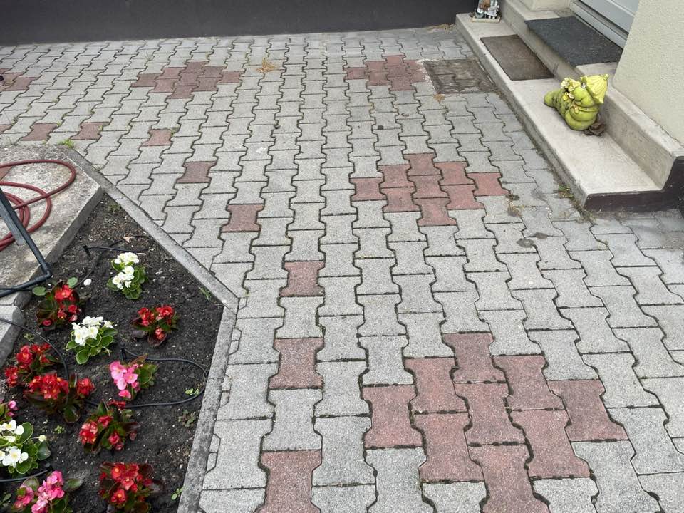 Kiliti udvar térköve a mosás után